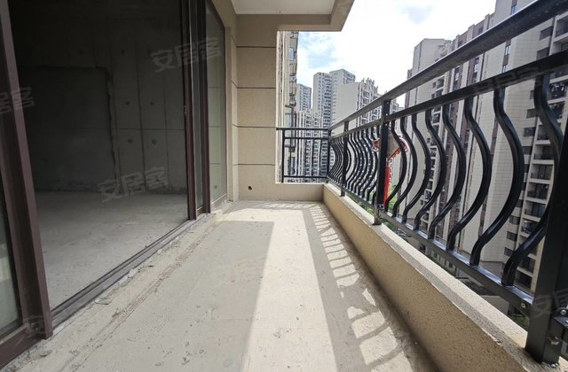 岑溪碧桂园4室2厅142.5㎡59.8万二手房图片