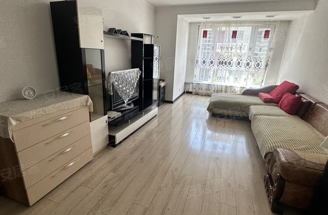 罗马假日花园2室2厅96.82㎡34.8万二手房图片