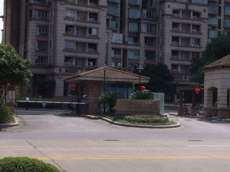 世茂湖滨花园(公寓住宅) 