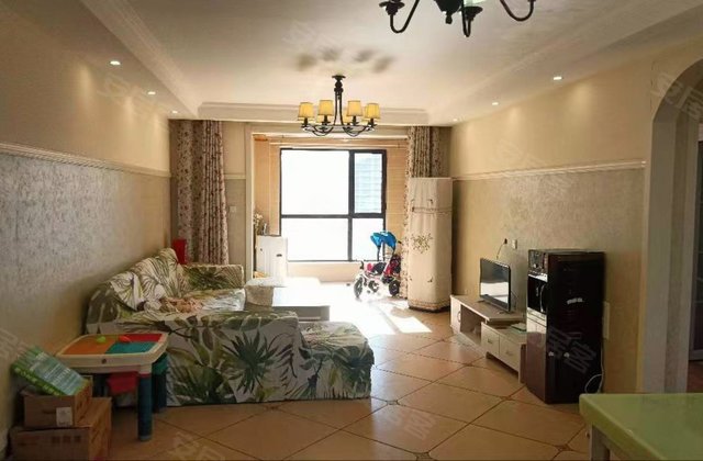 公园时代3室2厅2卫127㎡南北109万