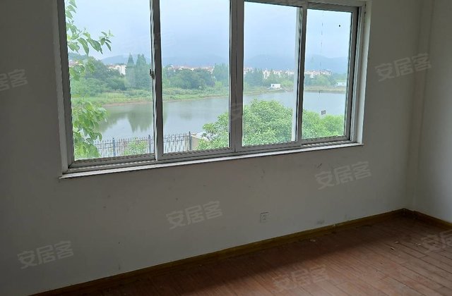 碧桂园如山湖城3室2厅150㎡70万二手房图片
