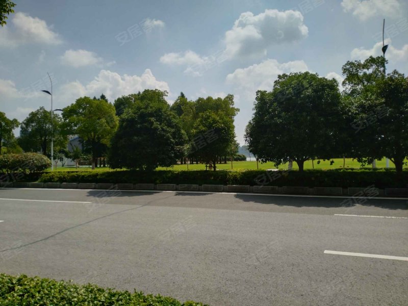 半月湾(商住楼)