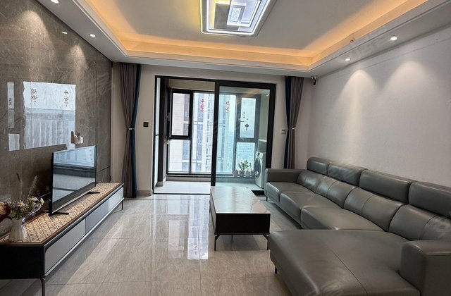 晖达温莎尚郡3室2厅126㎡68万二手房图片