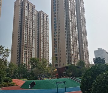 绿都紫荆华庭晴园