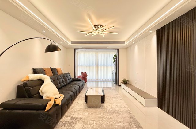 观源河畔4室2厅135㎡95万二手房图片