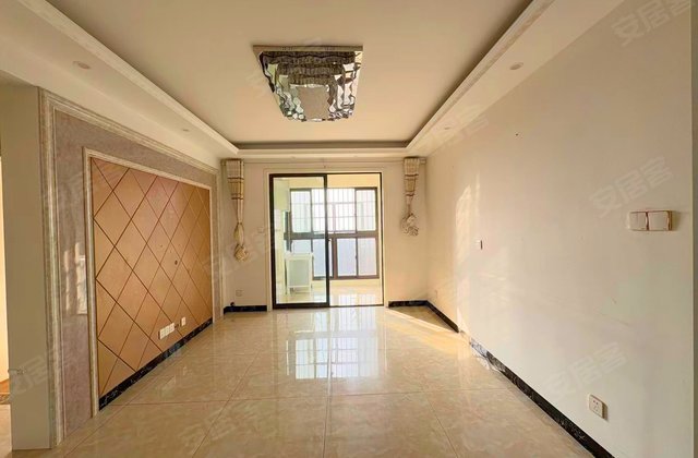 禹洲中央广场(C区)3室2厅97.2㎡67万二手房图片