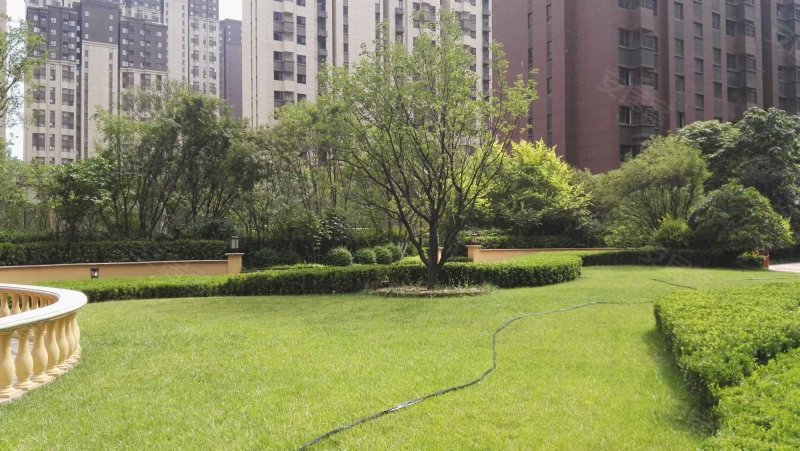 华远海蓝城五期