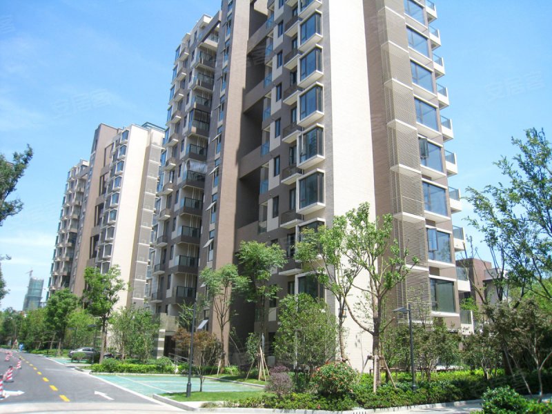 绿都绣云里(公寓住宅) 