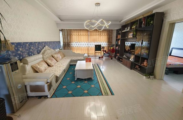 昌盛花园3室2厅139㎡39.8万二手房图片