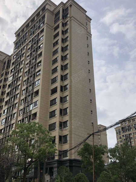 西环中心星信名邸