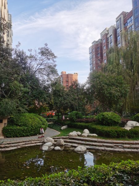 蔚蓝花城七色镇(b区)