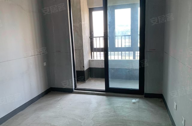 建发磐龙院(一期)4室2厅129㎡120万二手房图片