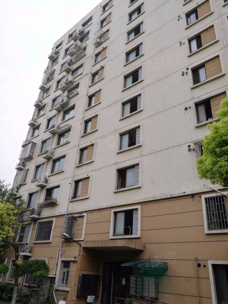 金鹤新城城杰苑 