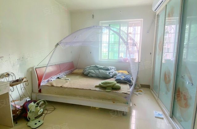 汇宇金城3室2厅83㎡87万二手房图片