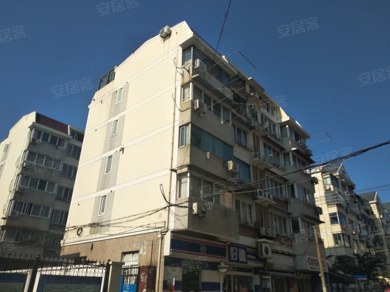 学前街88弄小区 