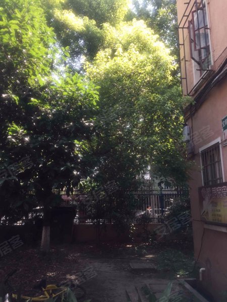 宝钢五村西门街(南区) 