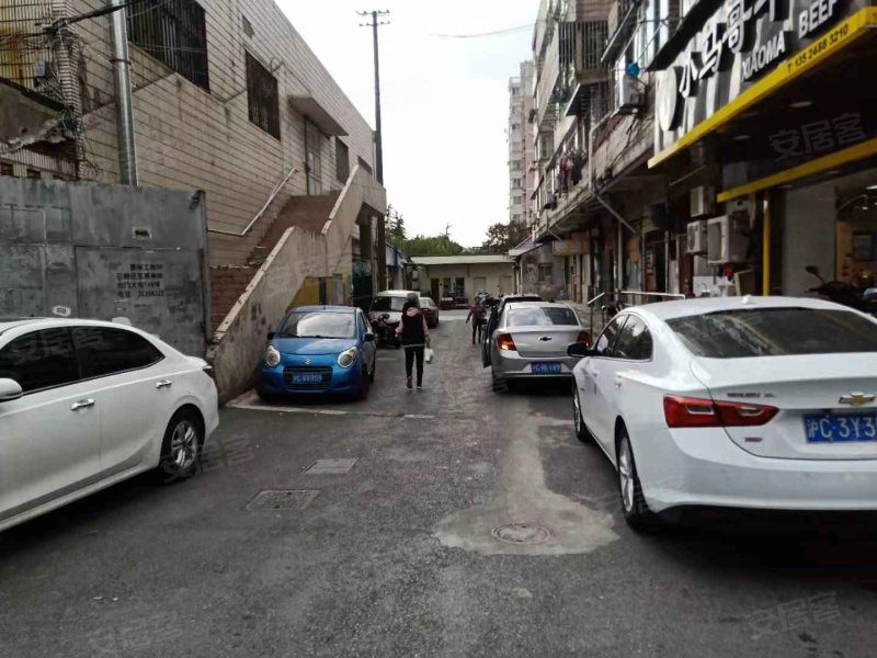 城基路155弄小区 