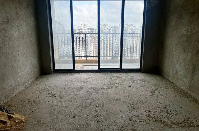 南海幸福城4室2厅116㎡192万二手房图片