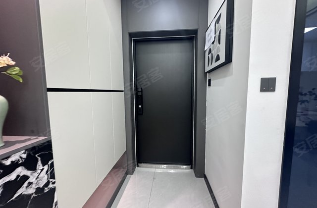 正黄金域香江3室2厅115㎡51.8万二手房图片