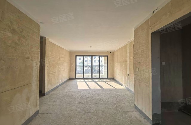 海安桃源里4室2厅143㎡135.8万二手房图片