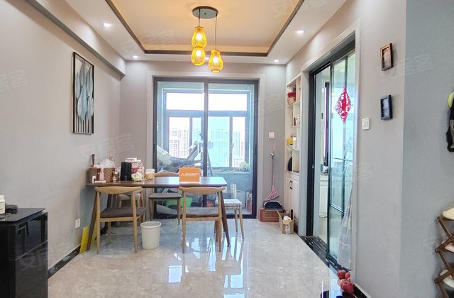 乐富强悦澜湾4室2厅127.7㎡86万二手房图片