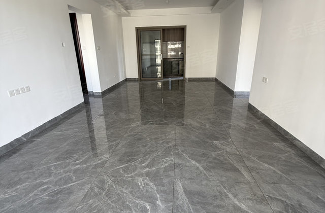 锦峰湖景华庭3室2厅117㎡70.6万二手房图片