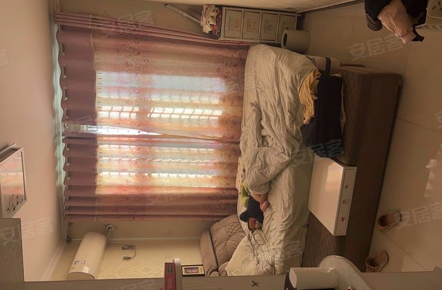 紫竹苑4室2厅142㎡74万二手房图片