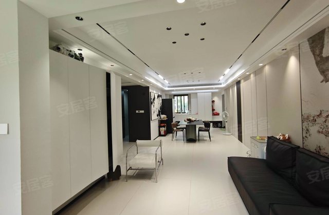 铂悦春秋3室2厅125㎡115万二手房图片