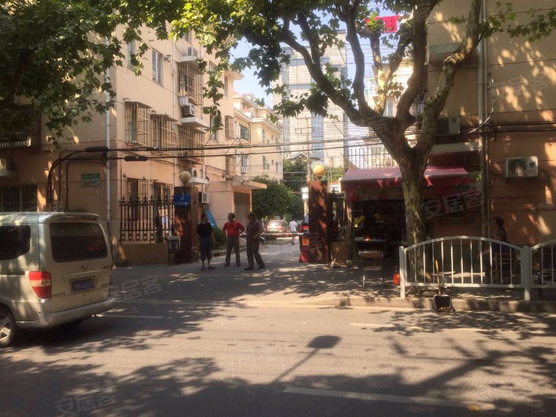 宝钢五村后河沿 