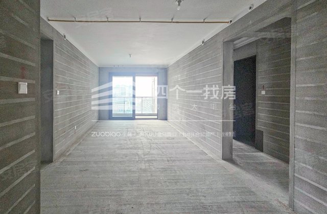 胜利华府4室2厅136.8㎡325.5万二手房图片