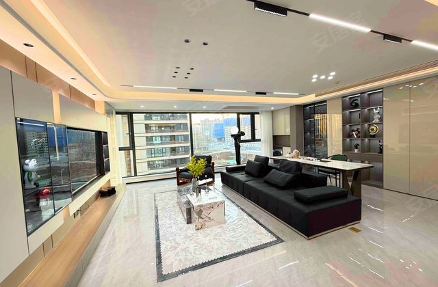 中建星光城市云领3室2厅143㎡245万二手房图片