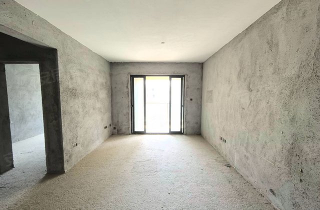 宝龙世家(新塘)3室2厅95.05㎡57万二手房图片