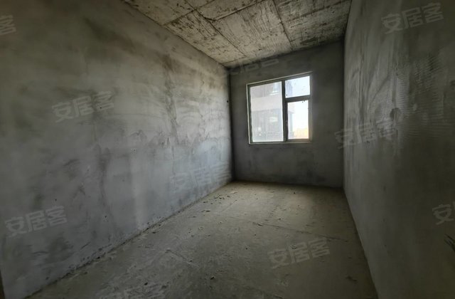 华铭广场3室2厅118㎡52.6万二手房图片
