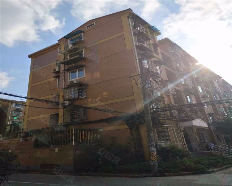 崮山小区二街坊 