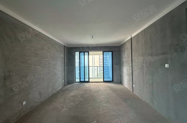 城发潭州壹号院3室2厅142㎡68.8万二手房图片
