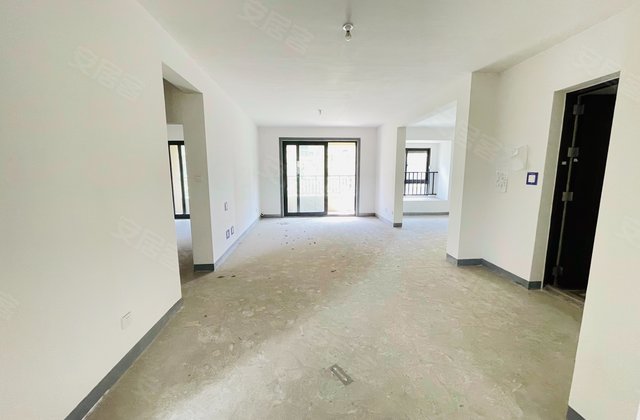 华润江南府4室2厅117.3㎡215万二手房图片