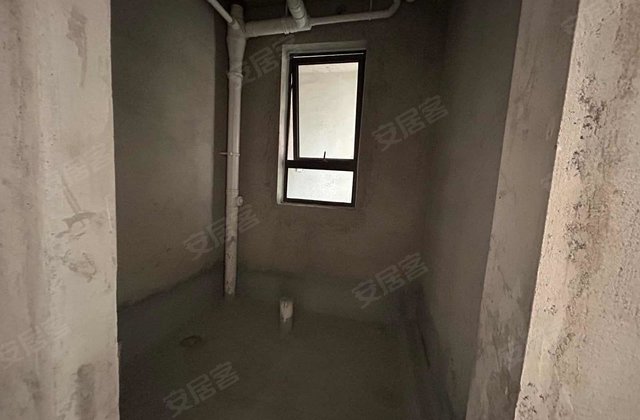 安和苑3室2厅125㎡52万二手房图片