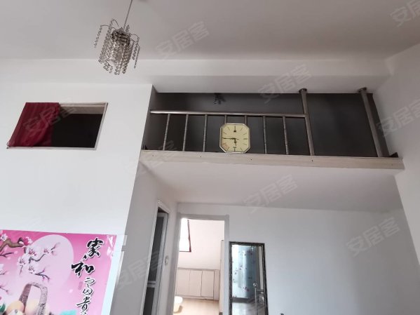 28万腾鳌水岸华庭一期155平顶楼加阁楼精装拎包入住