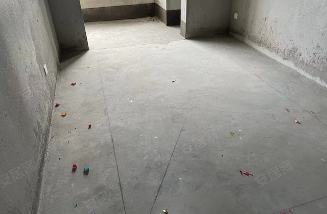吾悦和府4室2厅138㎡145万二手房图片