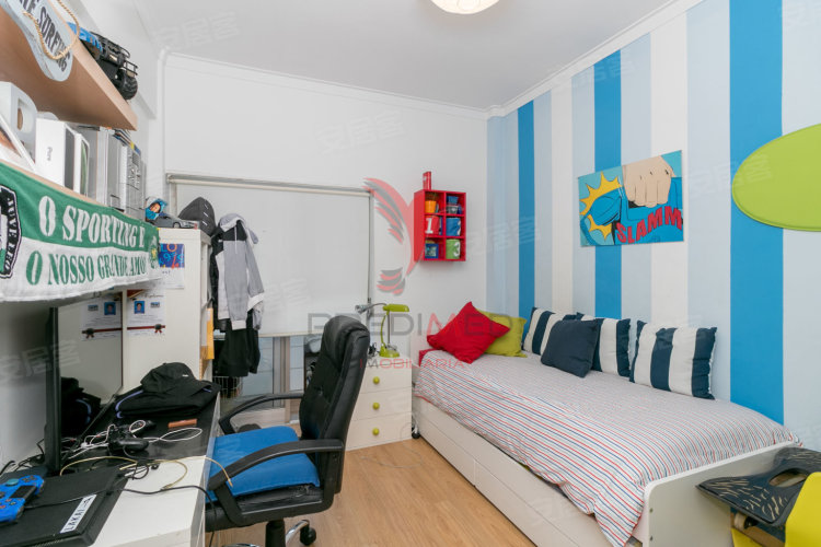 葡萄牙约¥230万梦幻般的 T3 在卡纳西德二手房公寓图片