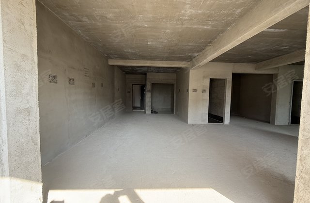 金湖湾3室2厅112㎡58万二手房图片