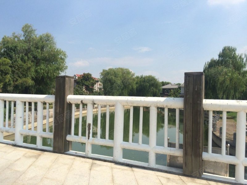 放生池花园(公寓住宅)