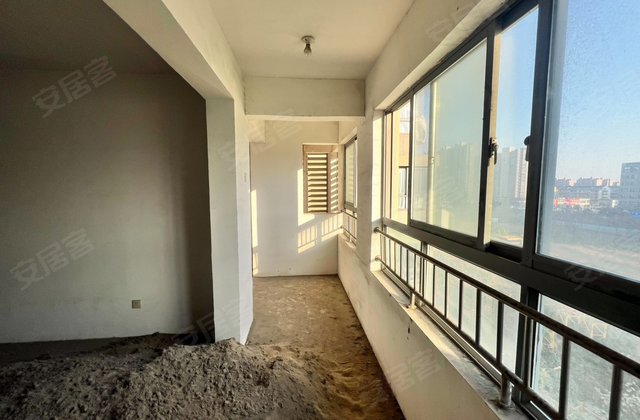 理想城3室2厅136㎡96万二手房图片