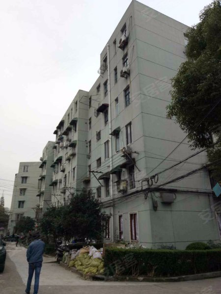 南大路96弄小区 