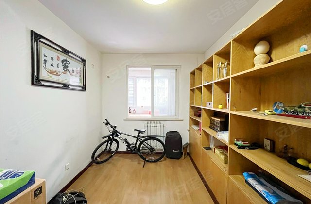 盛世天骄花苑3室2厅148.55㎡198万二手房图片