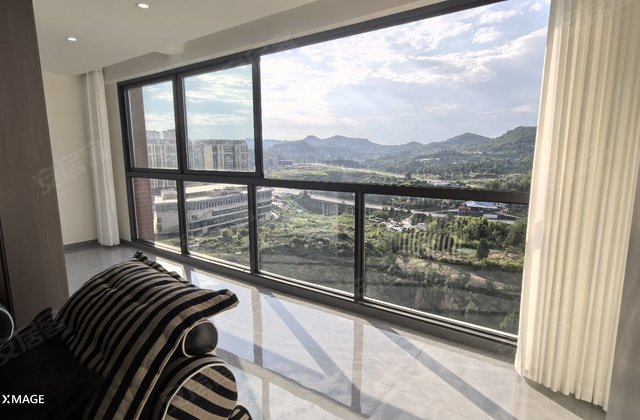 紫云府4室2厅135㎡43万二手房图片