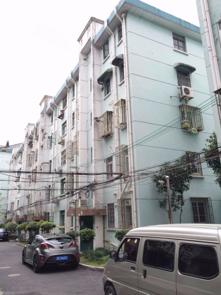 石皮路54弄小区 