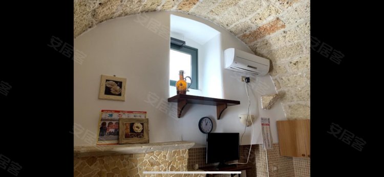 意大利约¥18万ItalyAradeoVia Santa Caterina 32/BHouse出售二手房公寓图片
