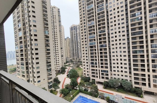 中海凯旋门3室2厅107.03㎡134.4万二手房图片