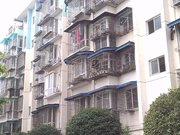 百伦广场旁套三双卫带书房停车方便满五带家具家电巴适